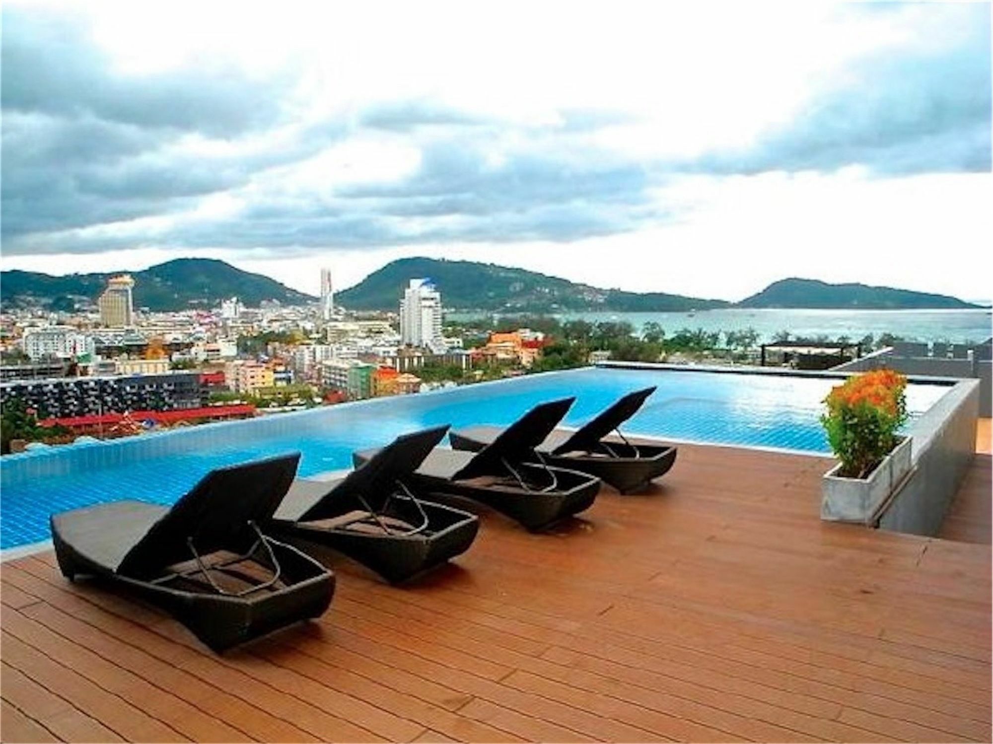 Bliss Patong 2 Bedrooms Apartment Kültér fotó